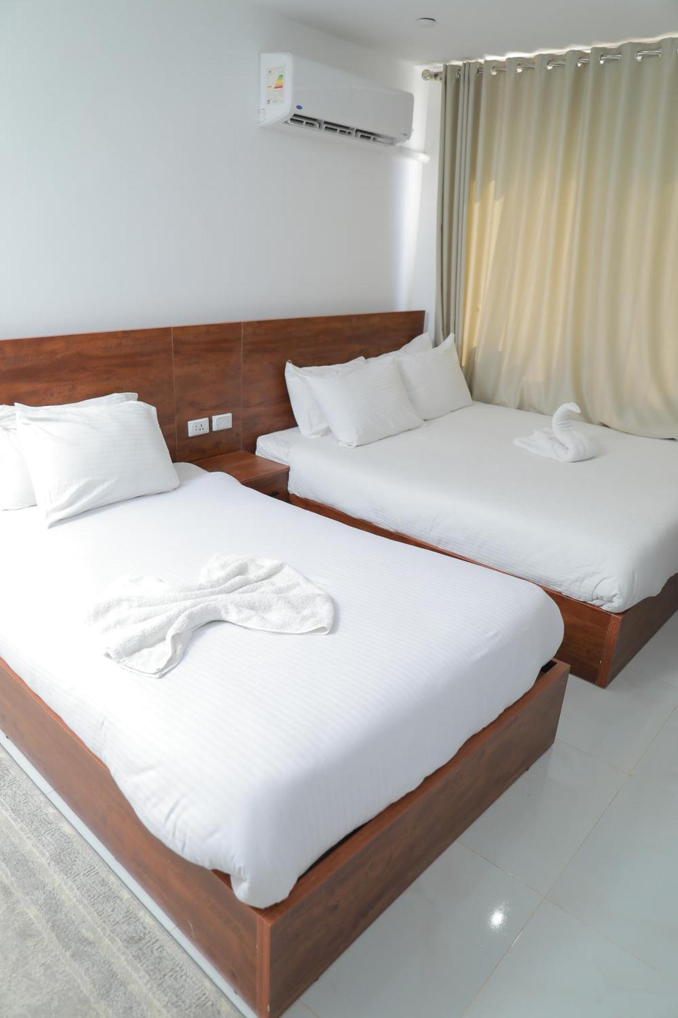 Prince Pyramids Inn Kafret el-Gabal Extérieur photo