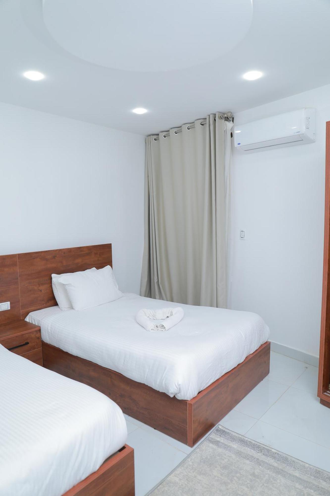 Prince Pyramids Inn Kafret el-Gabal Extérieur photo
